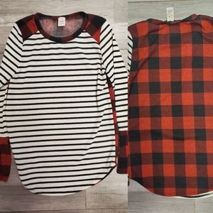 ❌SOLD ❌NWOT Red Plaid Stripe Knit Top S